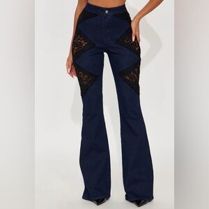 Day To Night Lace Flare Jeans NEW 🏷️